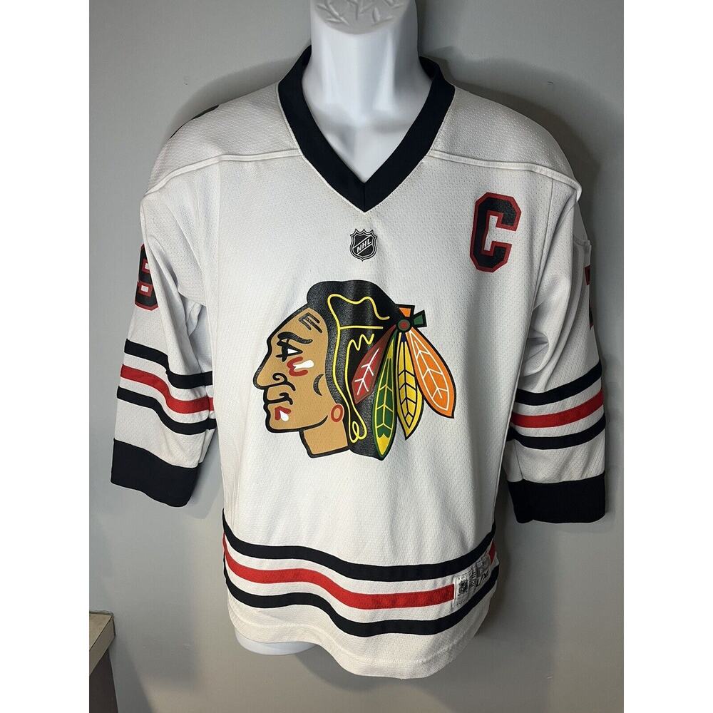 Chicago Blackhawks Reebok Jonathan Toews #19 Size Youth L/XL Jersey